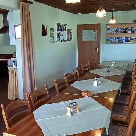 Geraeumiges Mit Garten In Rittsteig بيت للعطل